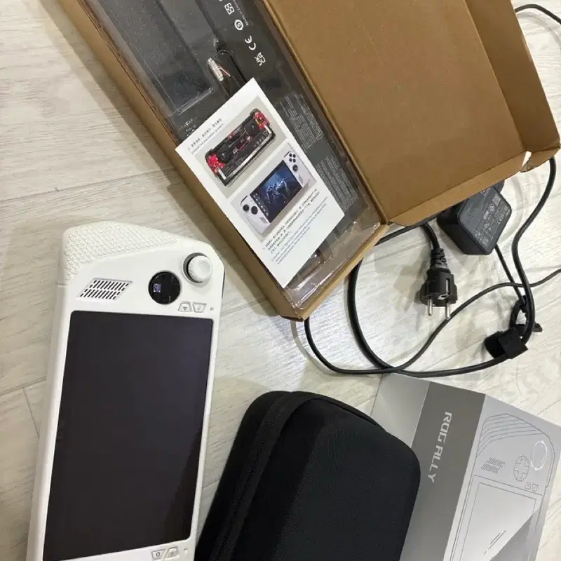 ASUS Rog Ally 로갈리 풀박스 + 74wh 배터리 미사용