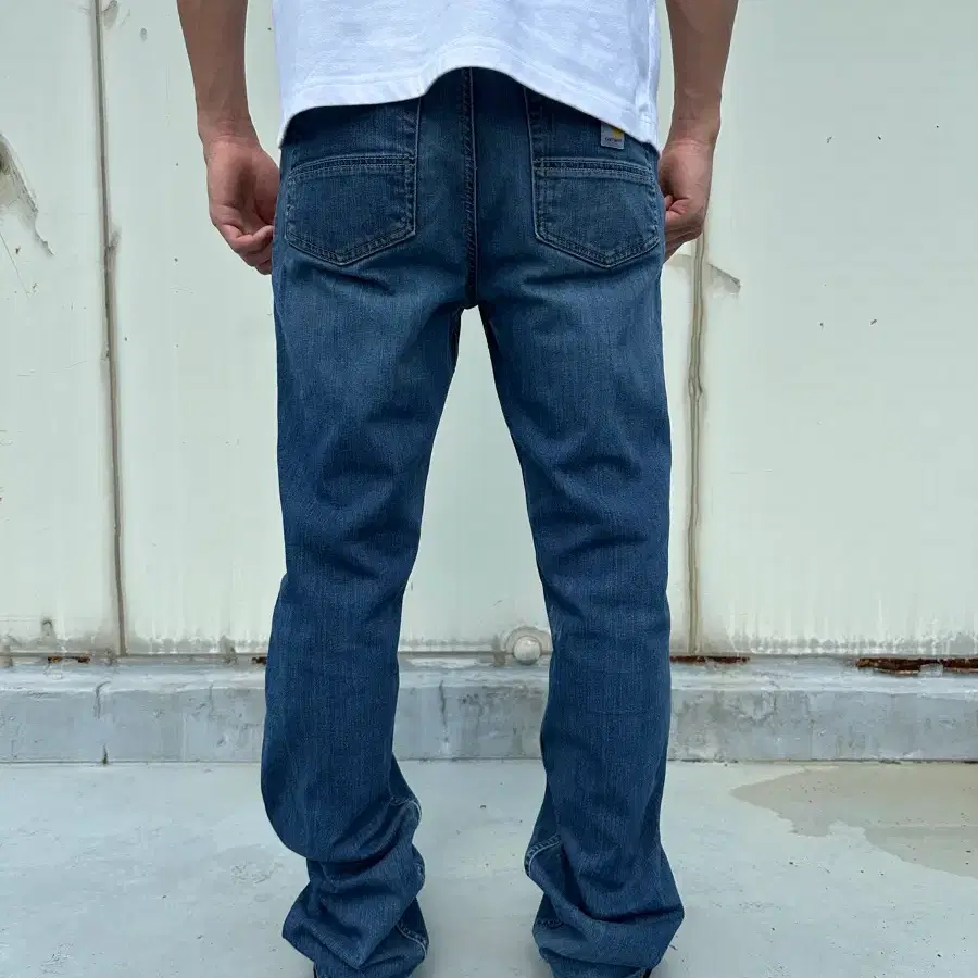 Carhartt 칼하트 릴랙스드 핏 데님 팬츠