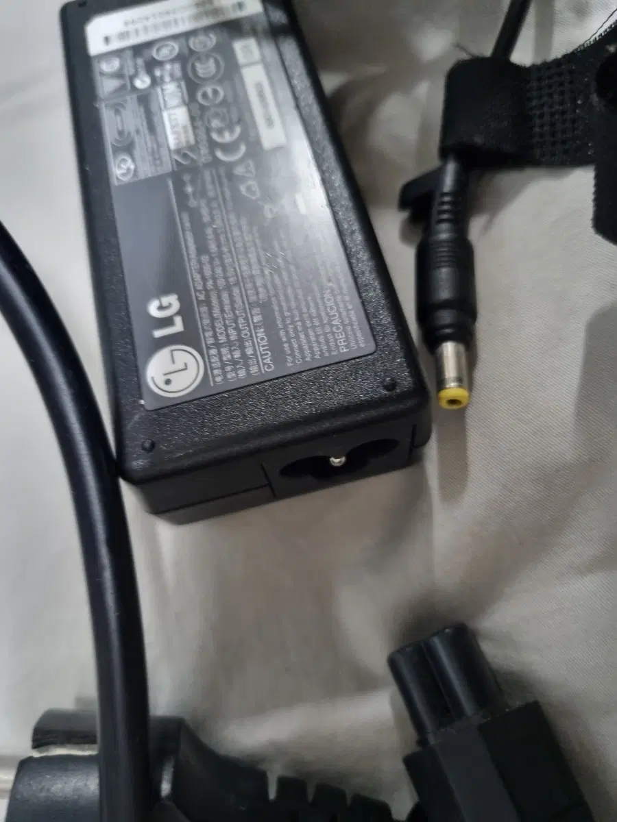 LG 노트북 어댑터