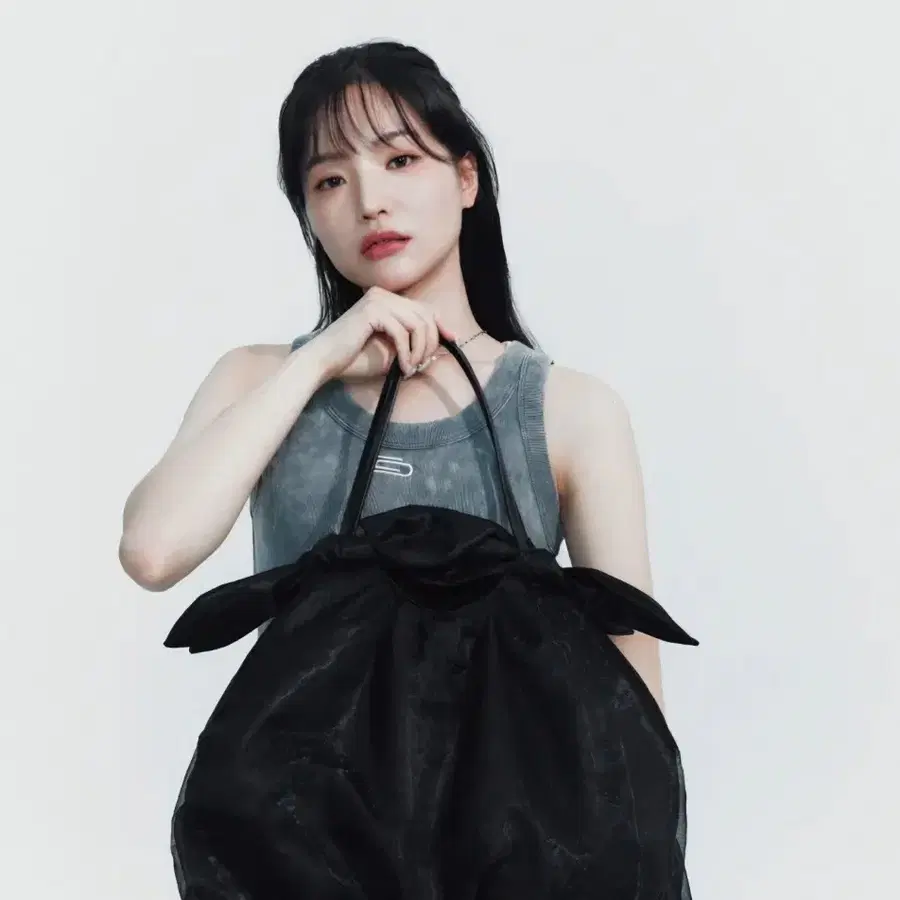 피플오브더월드 망사 리본 숄더백