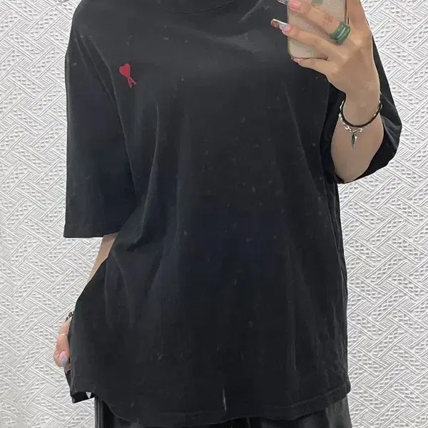 아미 빈티지 캐주얼 모던시크 스몰 하트로고 반팔티 110 C14314