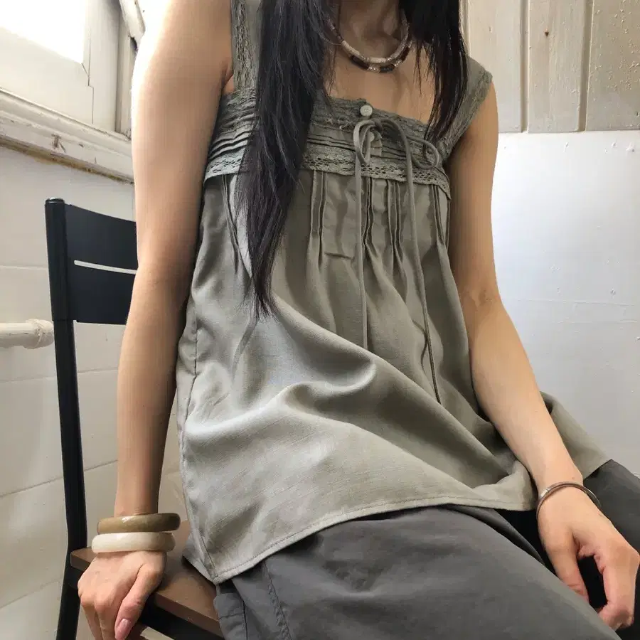 [새상품] 릿킴 COTTAGE SLEEVELESS (Grey)