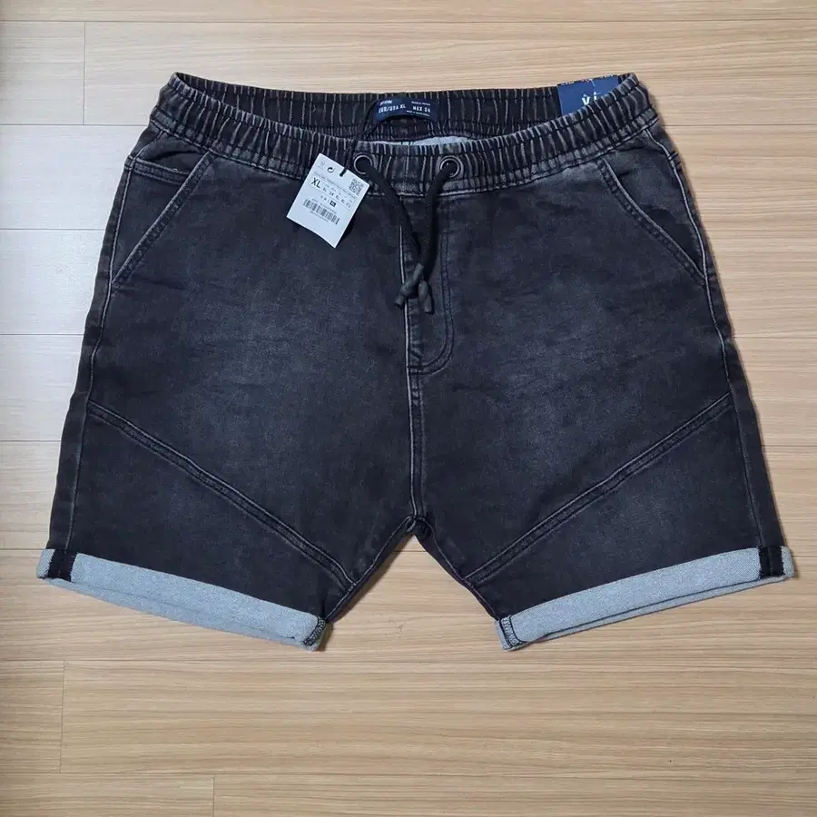 자라 데님 반바지 흑청 XL. 34