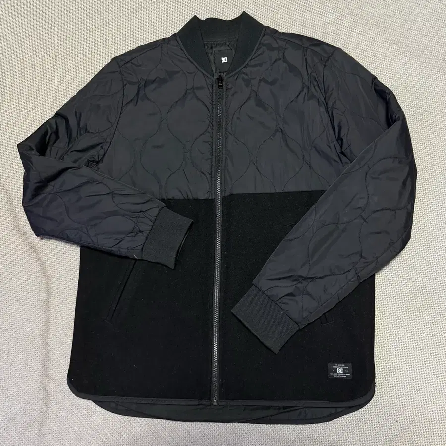 디씨슈즈 DC SHOES 하이브리드 플리스 퀼팅 자켓