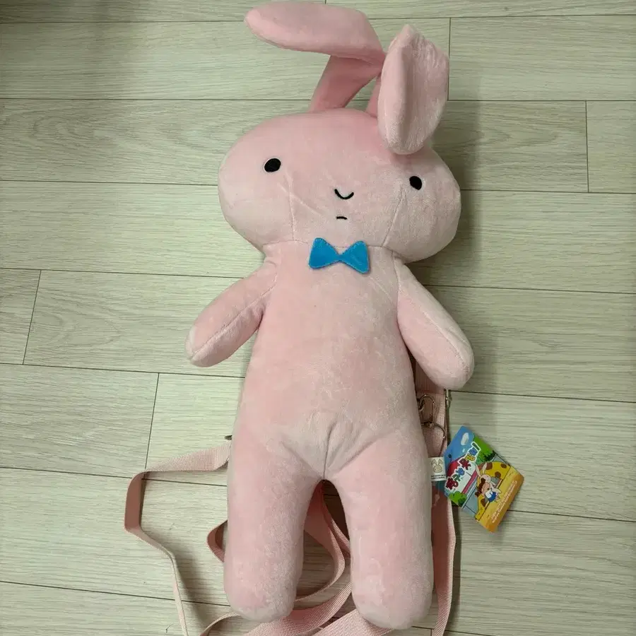 새상품 공식 팝업 짱구는 못말려 유리토끼 백팩 핑크
