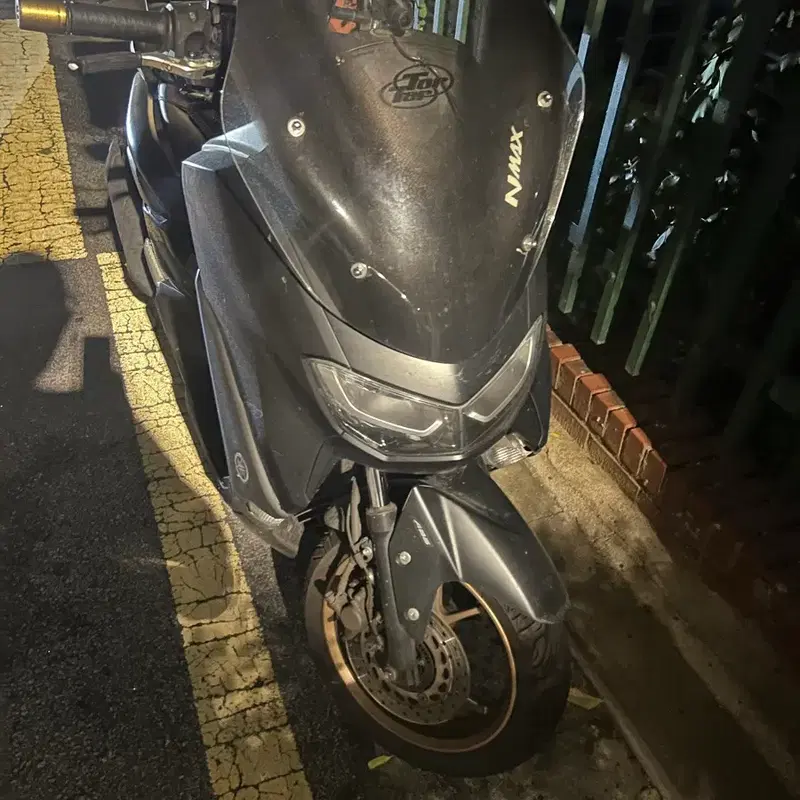 Nmax125 22년식 팝니다