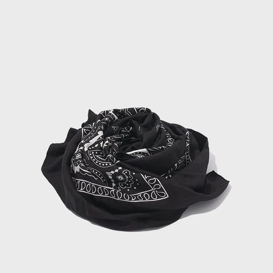 BALENCIAGA scarf