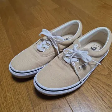 VANS V95CLA ERA 24cm