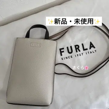 새상품 훌라 CAMELIA CROSSBODY 숄더
