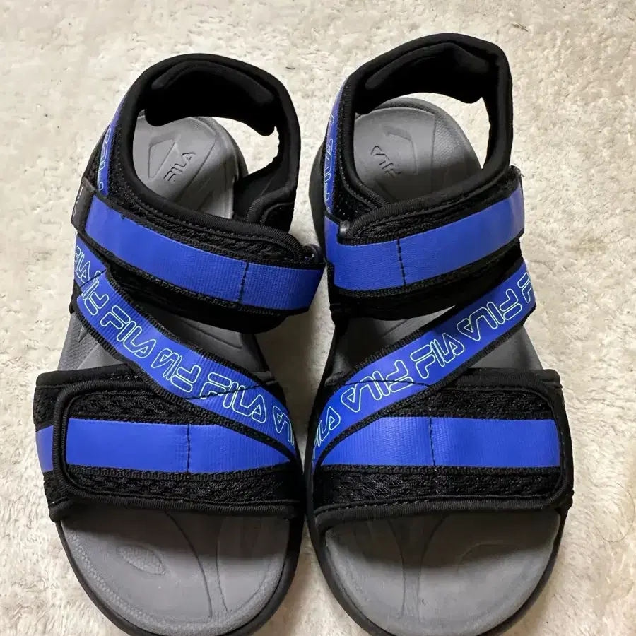 휠라 샌들 블랙 블루 230