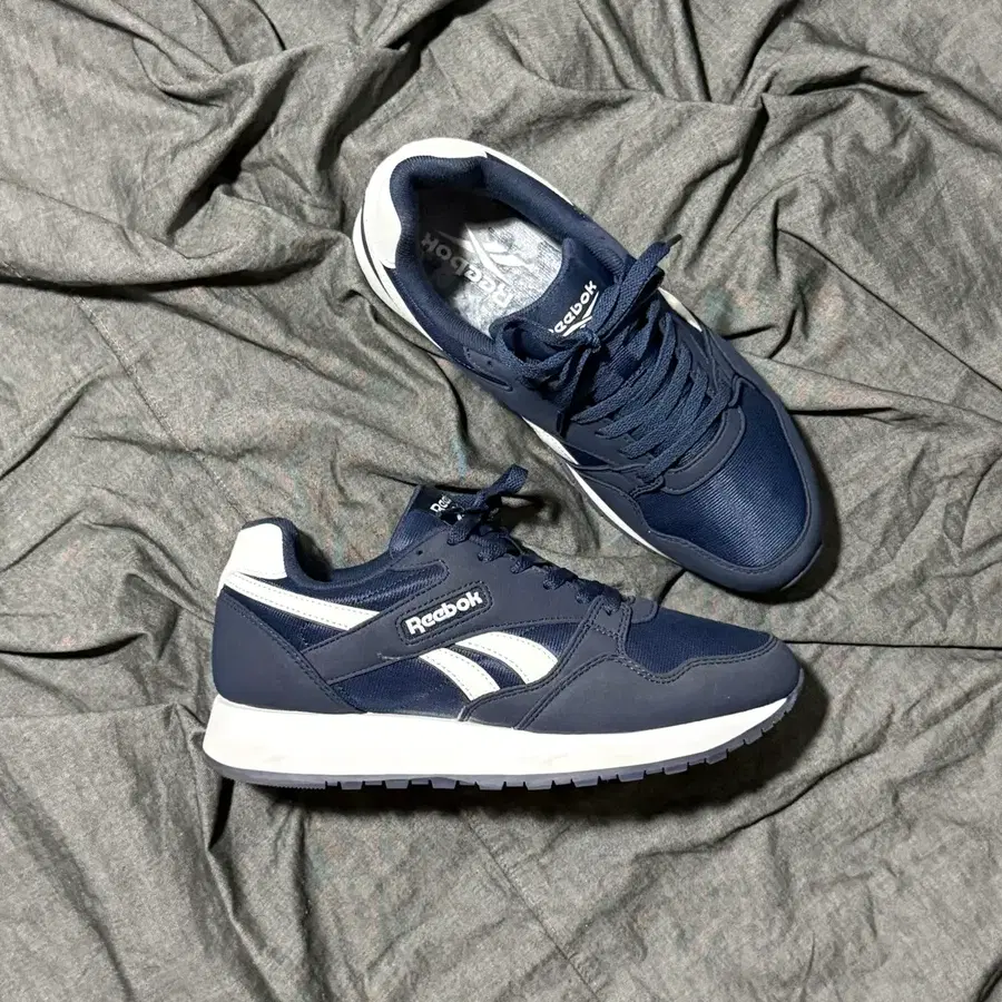 Reebok Prime Event Sz 8(260)