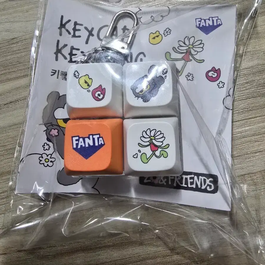 키캡 키링 4개 세트 FANTA & FRIENDS