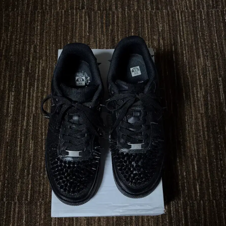 Nike 에어포스 1 07 black custom 265