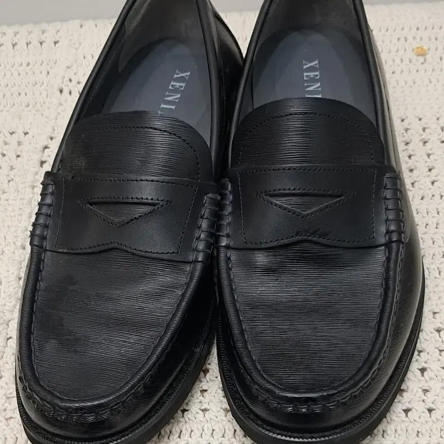 XENIA 남넝구두 255