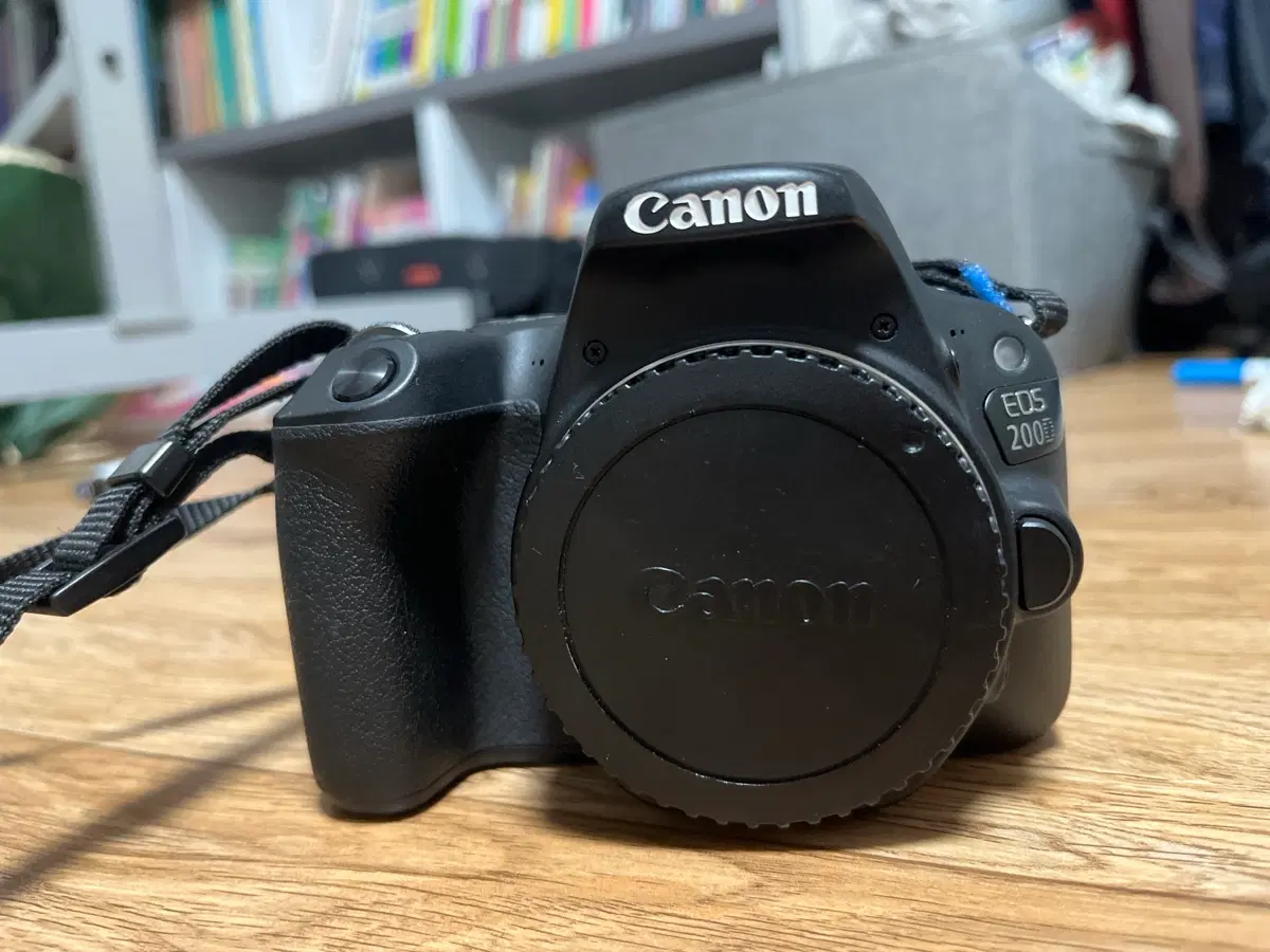 캐논 EOS 200D 카메라