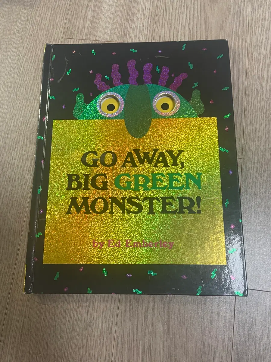 Go away big green monster / 영어그림책