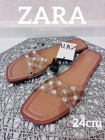 택 포함 새상품 ZARA 큐빅 샌들 24cm