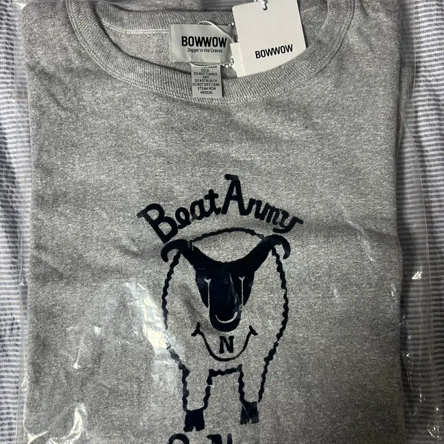바우와우 비트 아미 티 그레이 XL
