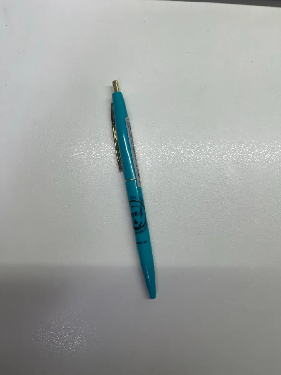 진격의거인 엘빈 볼펜