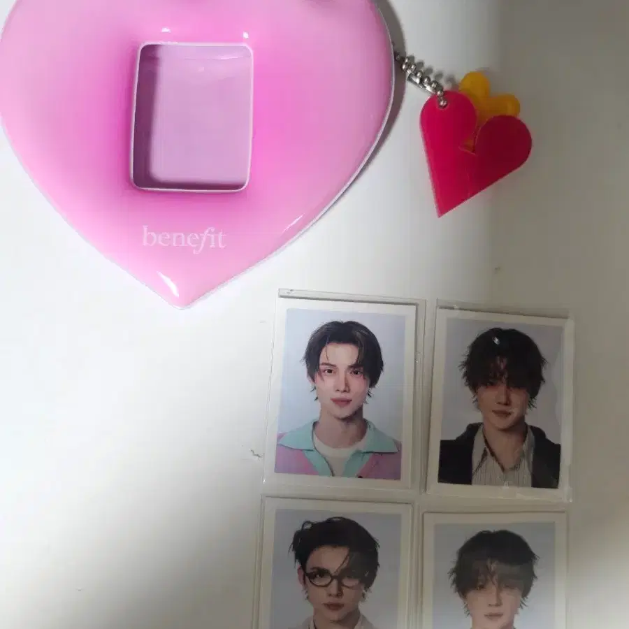연준베네피트증명사진세트 하트증사홀더포함 투바투 txt yeonjun 투모로우바이투게더