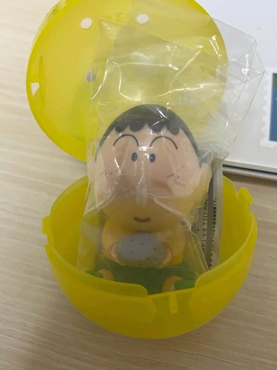 짱구 규코트 꼬옥 안아줘 가챠 피규어 (맹구)