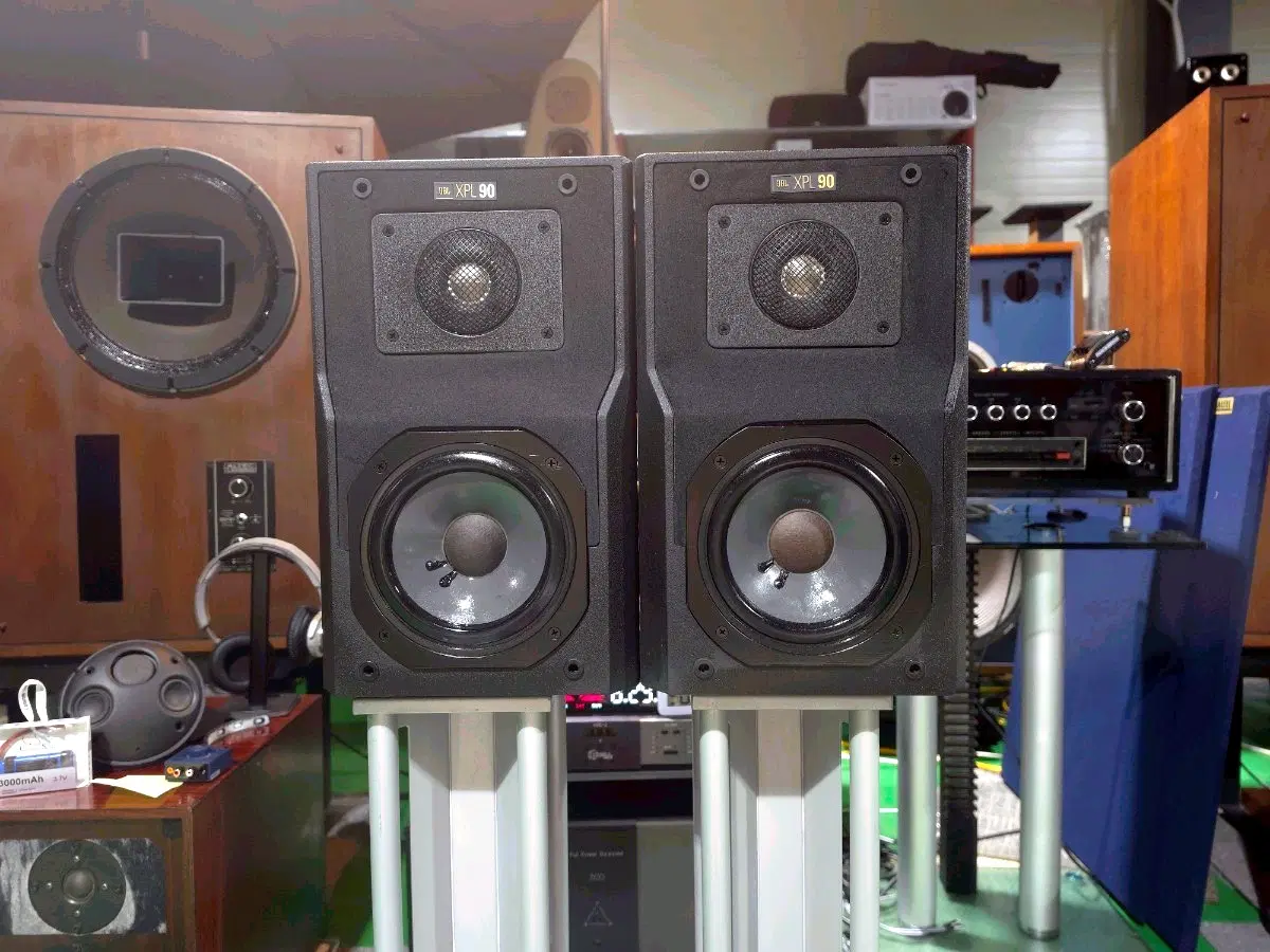 JBL XPL 90 중형 북쉘프 스피커