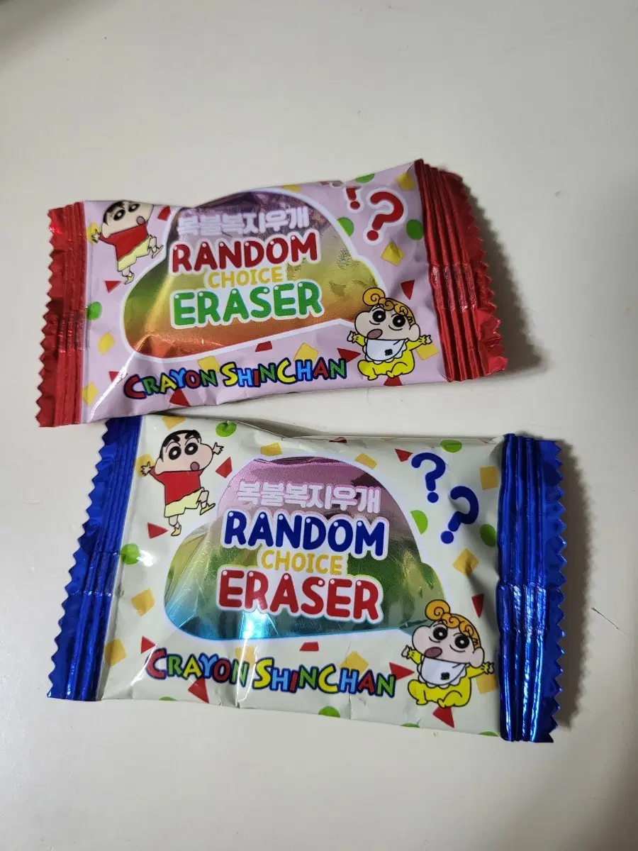 22년도 짱구 복불복 지우개 2종