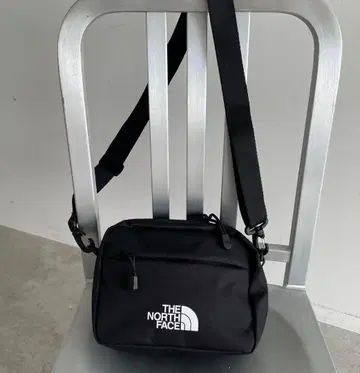 THE NORTH FACE 숄더백 블랙