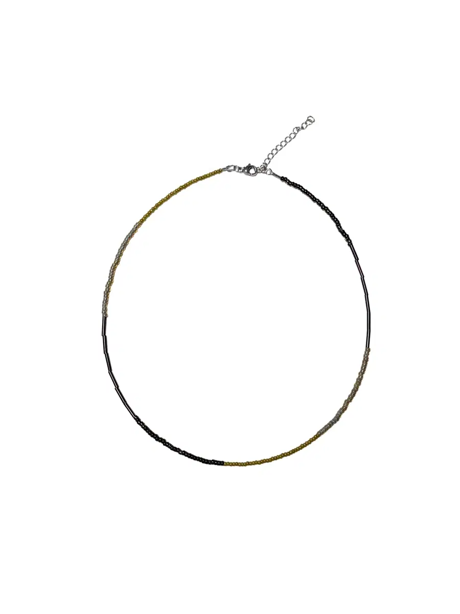Color shift necklace