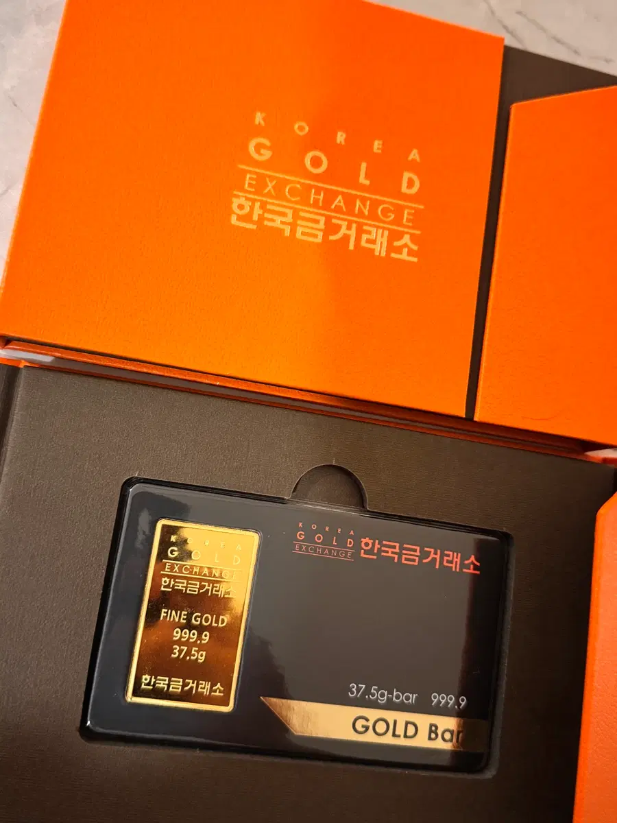 한국금 거래소 골드바 37.5g(10돈) 판매합니다