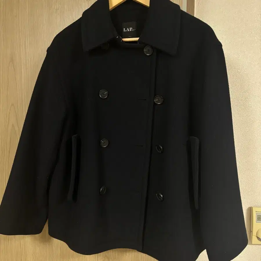 LAP 블랙 더블코트