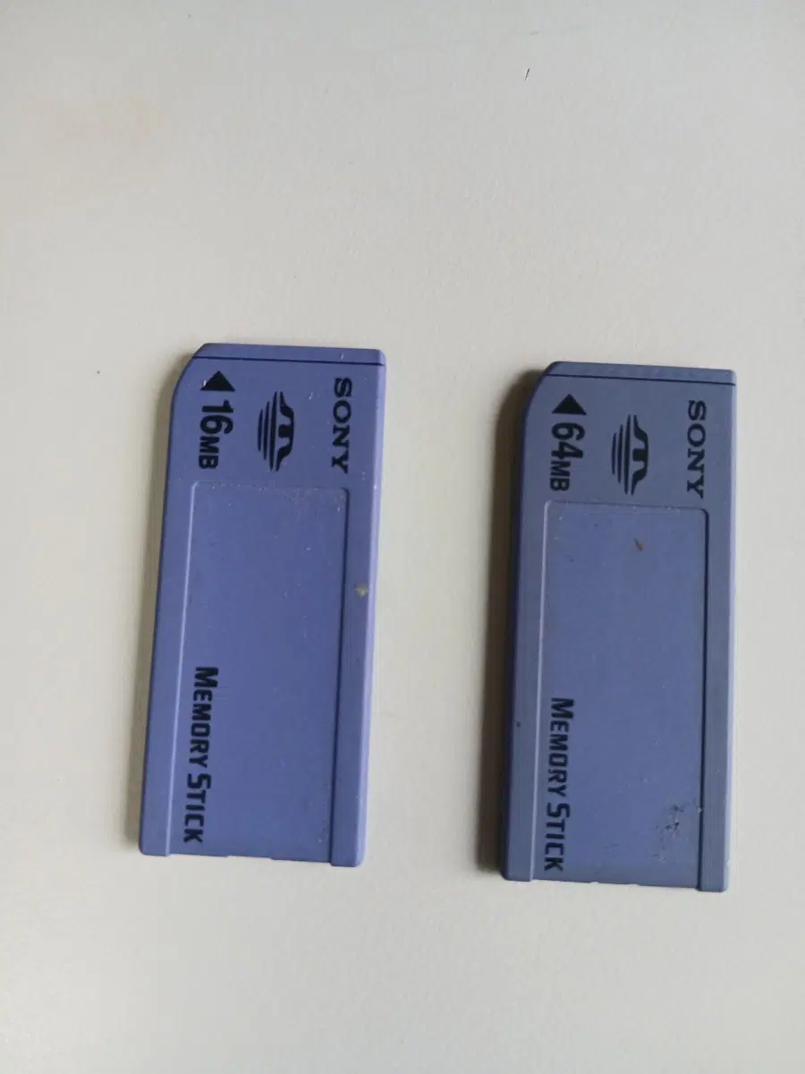 SONY 메모리스틱64GB.16GB팝니다