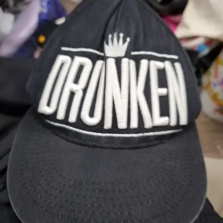 DRUNKEN 크라운 볼캡 블랙. 미사용