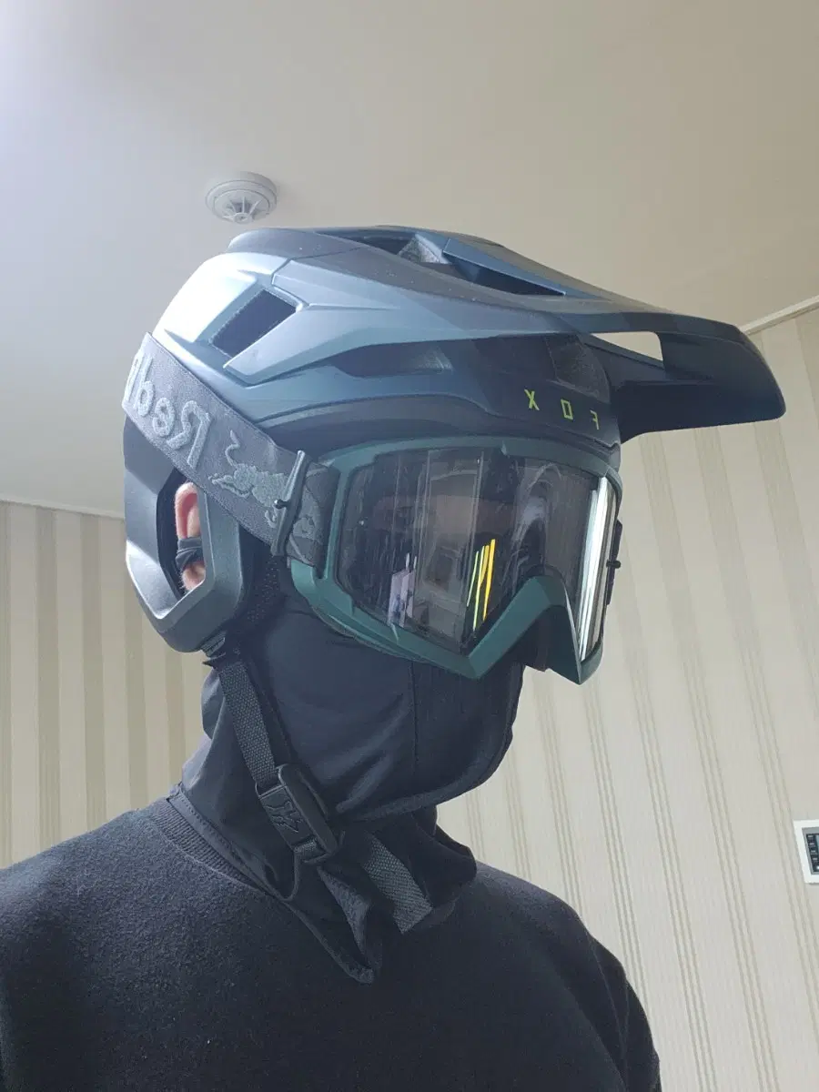 폭스레이싱 드랍프레임 프로 하프쉘 반모 mtb 헬멧