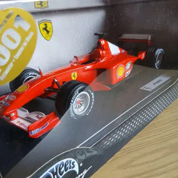 페라리 F2001 F-1 미니카