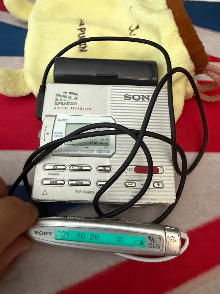 소니 MD 워크맨 MZ-R90 MZ-R25 리모컨 포함