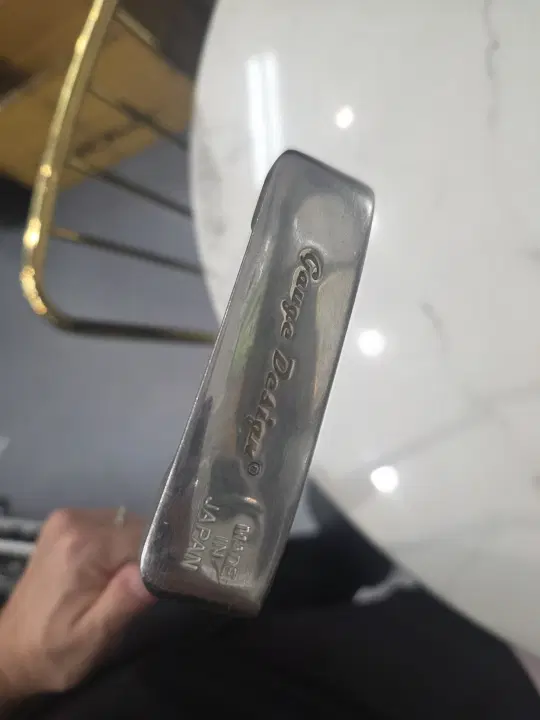 게이지 디자인 퍼터