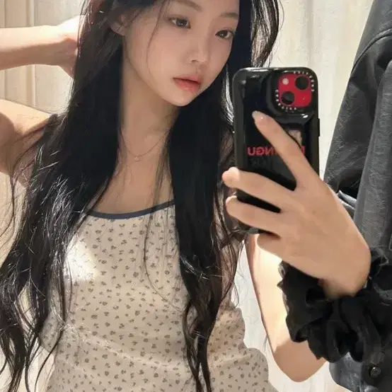 환승연애 민경 민와와 나시 팝니다 민소매 슬리브리스 플라워 나시 레이어드