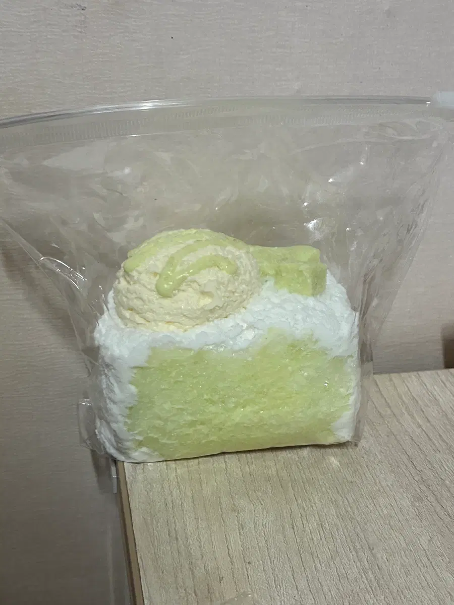멜론 빙수3단토스트 말랑이