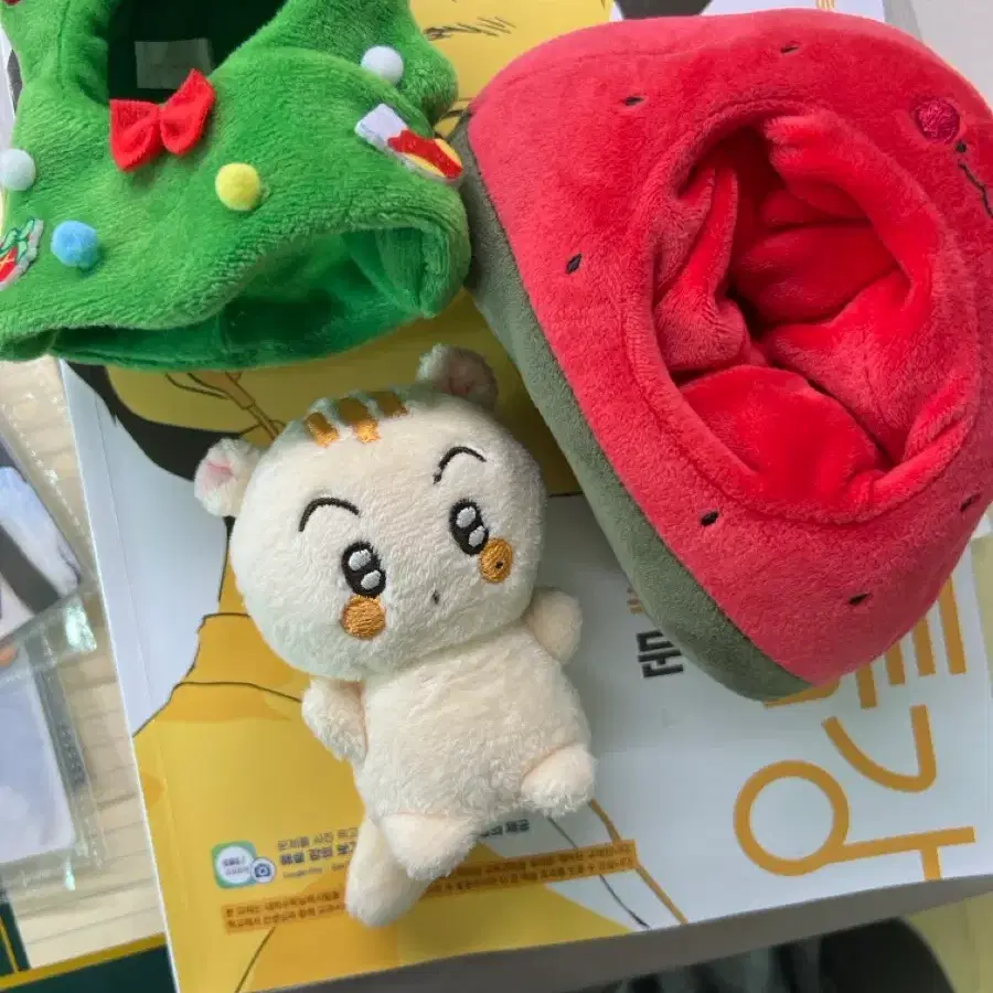 마크 인형 마쿵이, 인형 옷