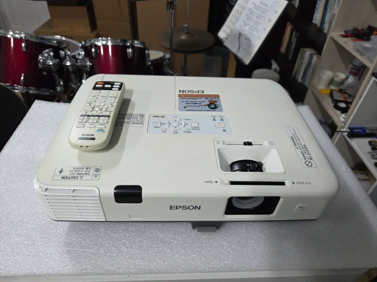 엡손 프로젝터 EB-19605,000안시