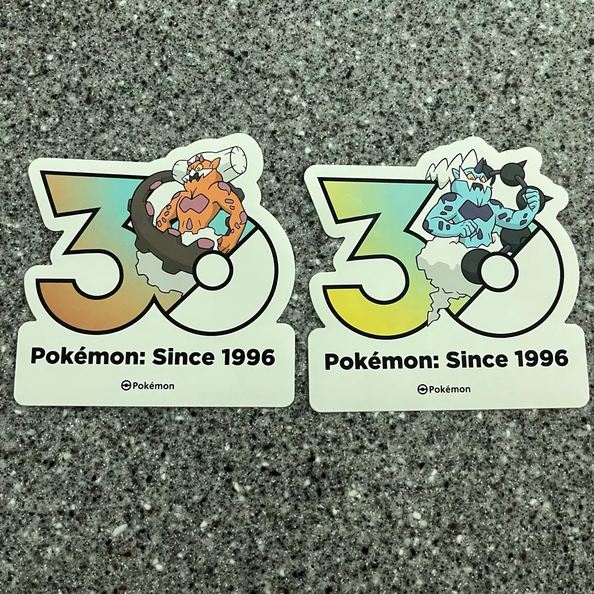 포켓몬 30주년 스티커 볼트로스 랜드로스 교환
