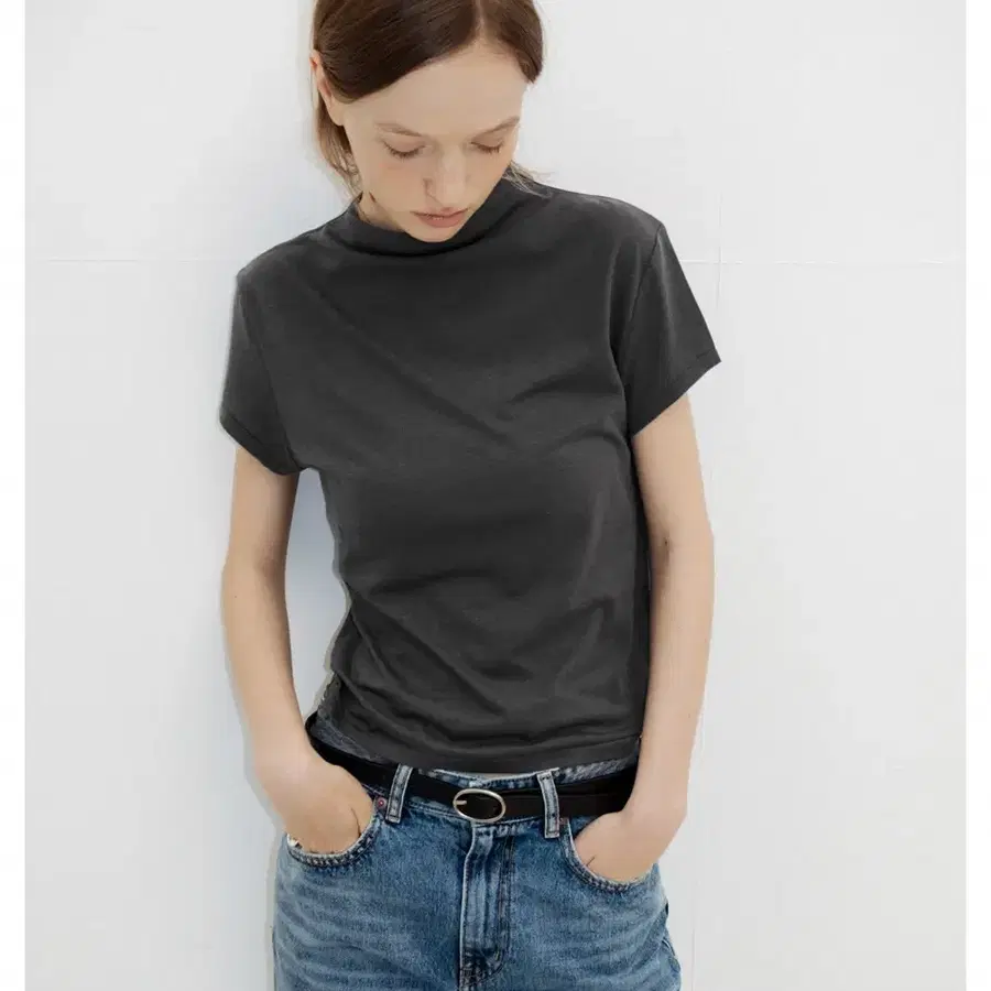 le ete 르에테 Mock Cap-Sleeve Top
