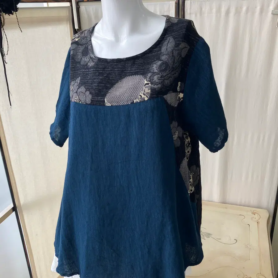 oriental linen floral blouse
