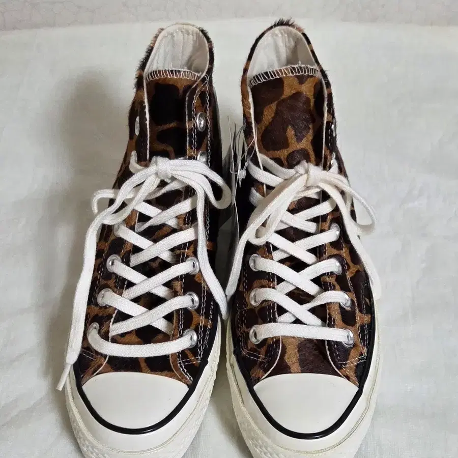 (새상품) CONVERSE 컨버스 척 70 하이 (230)