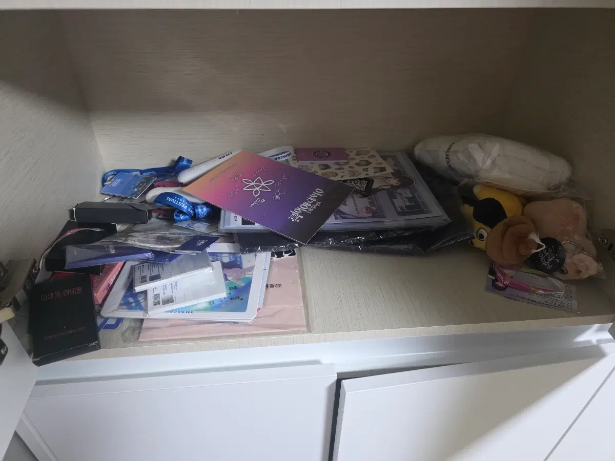 릴파 디오 포스터