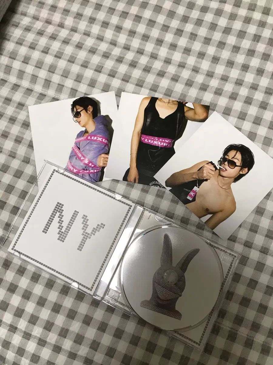 나우아임영 럭셔리테이프 럭텦 CD 팔아요