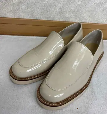 기간 한정 새상품급 LE TALON 탈론 통굽 로퍼 23cm