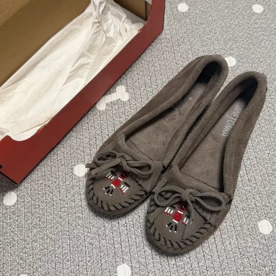 미네통카 썬더버드 모카신 6.5