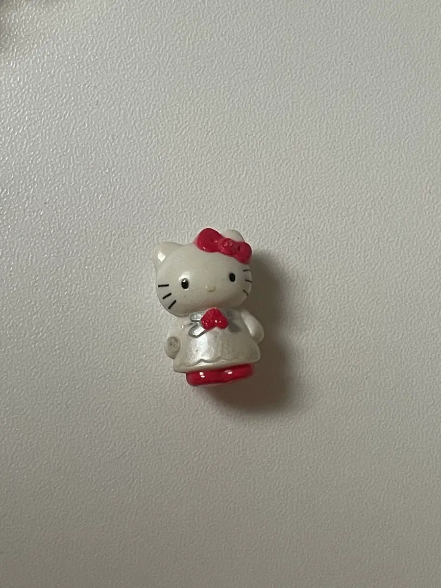 고전키티 피규어 참